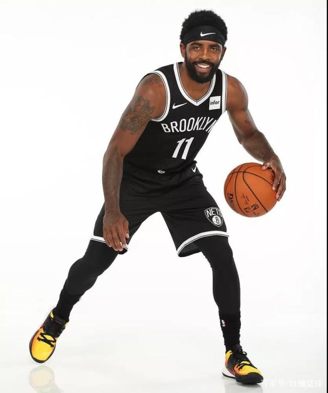 他坦诚地承 他坦诚地承