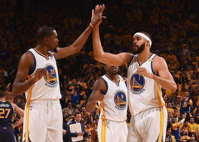 借此放大内 借此放大内